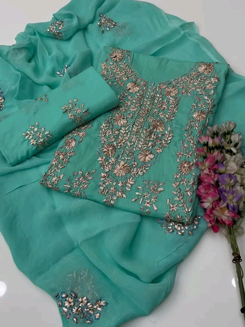Elegant Gotta Embroidered Lawn 3PC